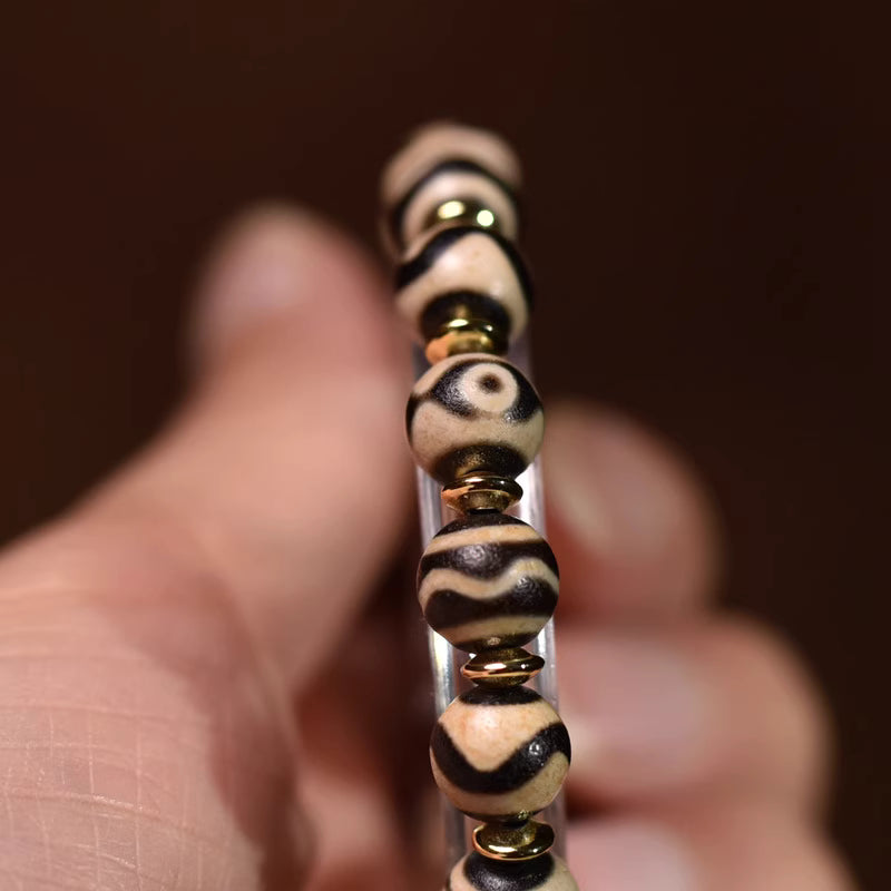 Xizang dZi bead bracelet