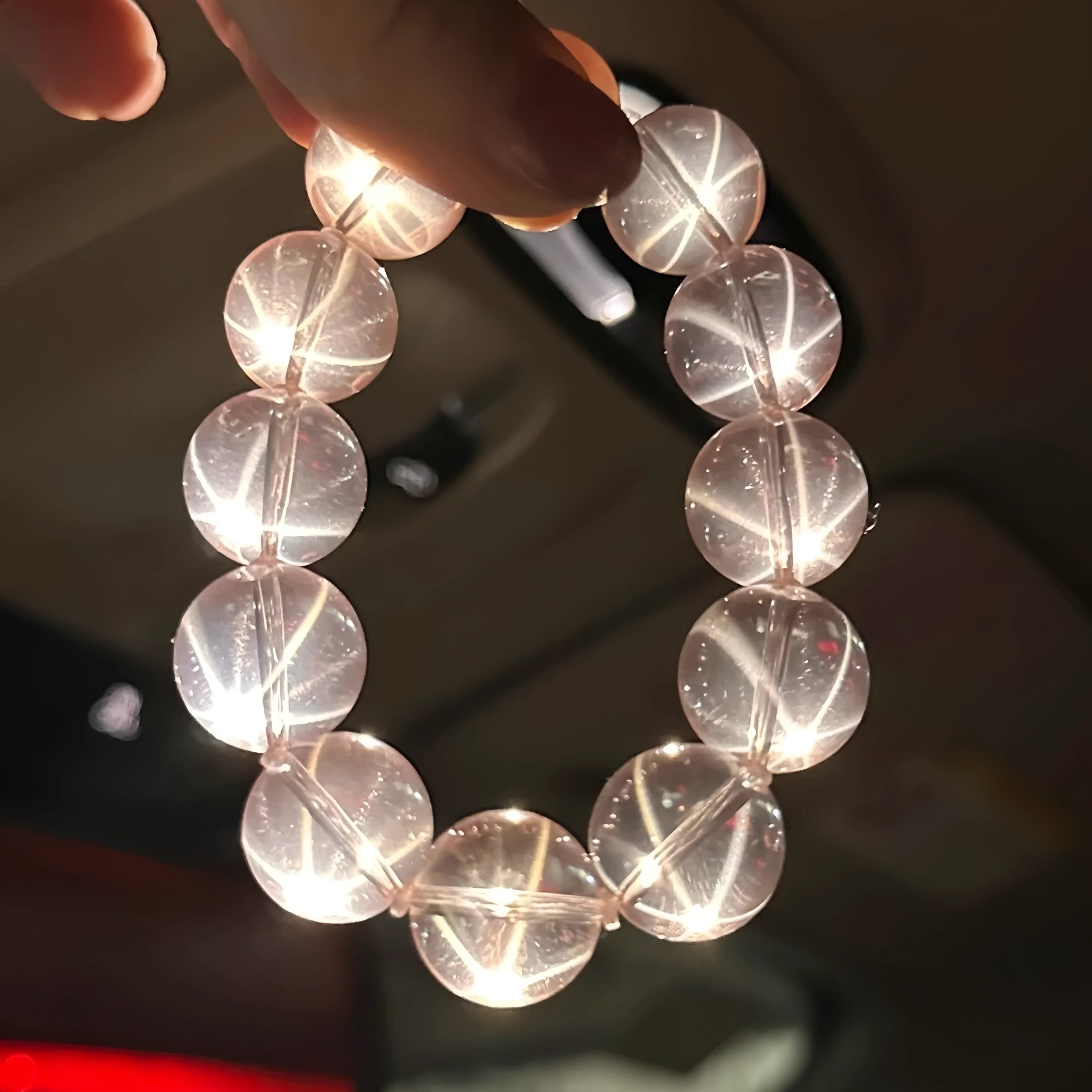  Bring in romance and good vibes with this natural Star of David rose quartz bracelet; it’s delicate, stylish, and full of heartwarming charm.