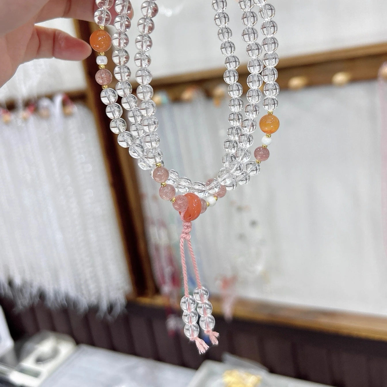 Three-circle bracelet made of natural white crystal
