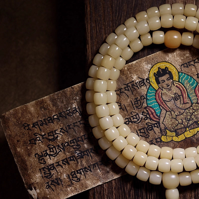 Natural White Jade Bodhi Root Buddhist Bead Bracelet—108 Beads, Pure Spiritual Elegance.