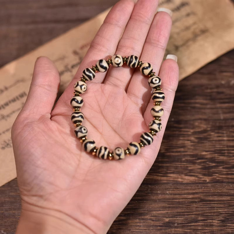 Xizang dZi bead bracelet
