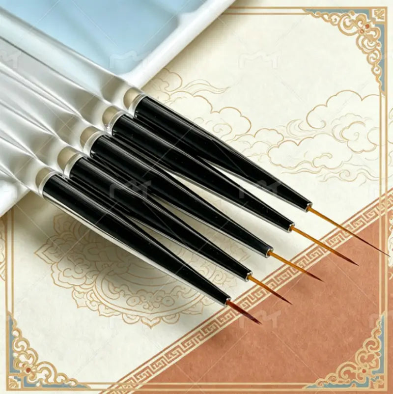 liner-brush-set-black-handle-nylon-tips-fanned