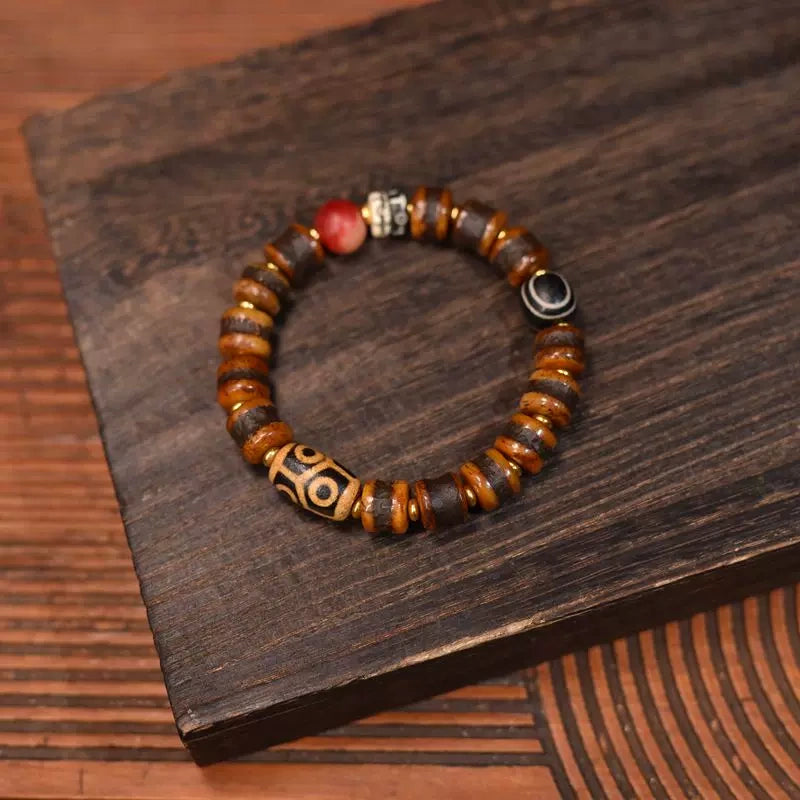 Minimalist plain yak bone wrist mala with authentic tibetan dzi stone, vintage aged bone beads for daily spiritual wear